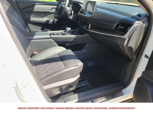 Certified 2025 Nissan Rogue Platinum w/ Tech Package AWD/4WD image 55