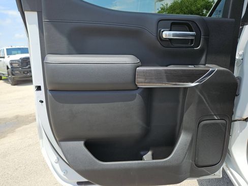 Used 2019 Chevrolet Silverado 1500 LTZ w/ LTZ Texas Edition RWD image 15