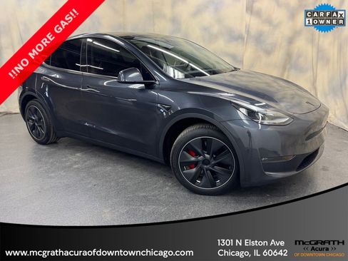Used 2024 Tesla Model Y Long Range image 8