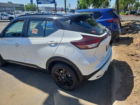 Used 2023 Nissan Kicks SR FWD image 6