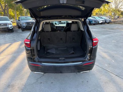 Used 2020 Buick Enclave Avenir w/ Avenir Technology Package image 35