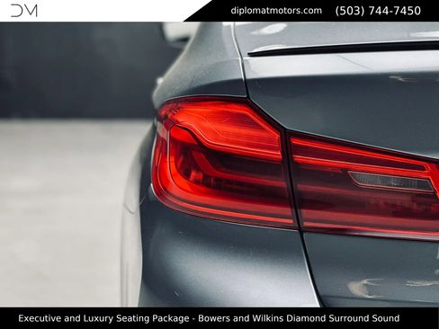 Used 2018 BMW M550i xDrive w/ Driving Assistance Package AWD/4WD image 15