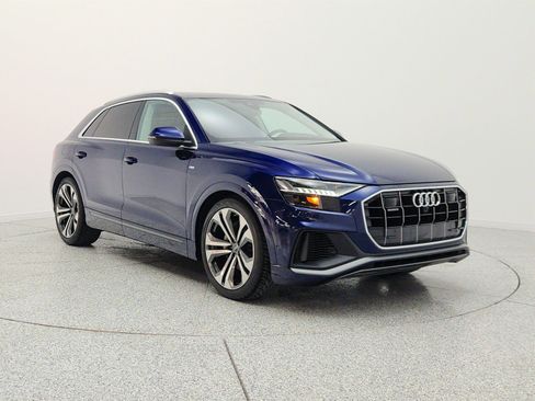 Used 2022 Audi Q8 Prestige AWD/4WD image 3