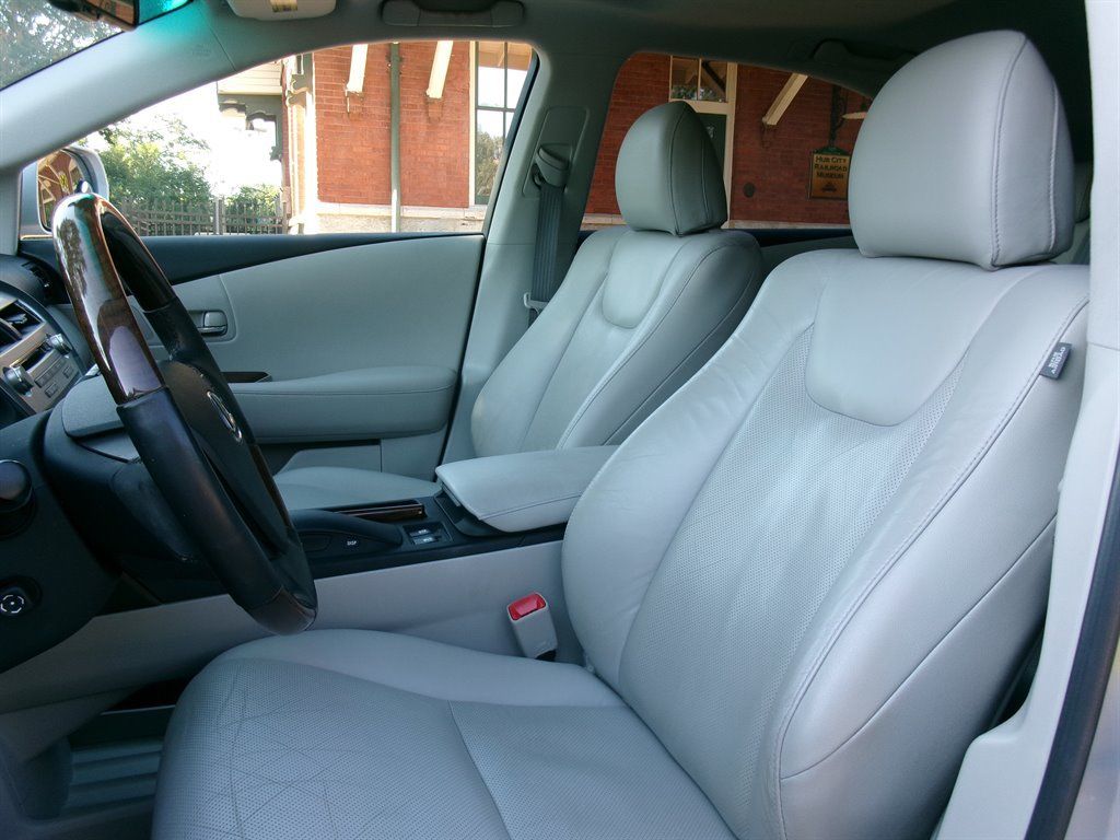 Used 2010 Lexus RX 350 AWD image 11