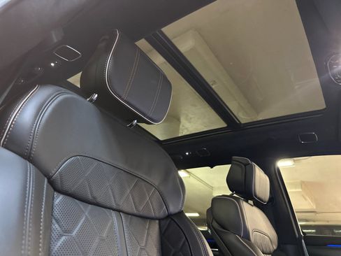 New 2026 Jeep Grand Wagoneer Summit AWD/4WD image 17