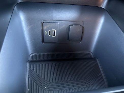 New 2026 Ford Explorer Tremor w/ Tremor Convenience Package image 33