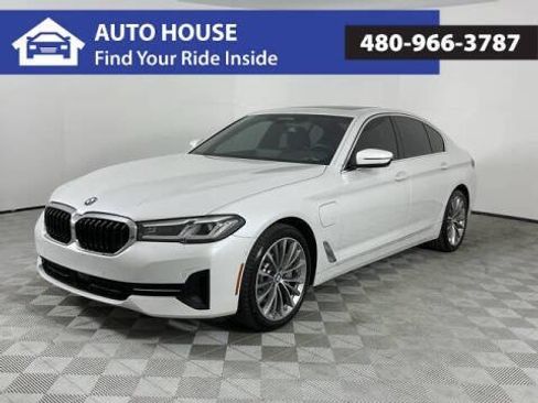 Used 2021 BMW 530e 530e iPerformance w/ Premium Package image 1