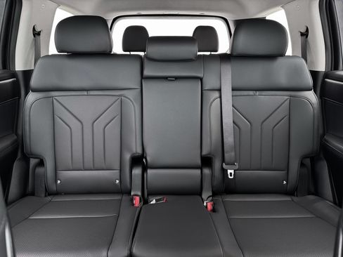 New 2026 Hyundai Santa Fe SEL FWD image 35
