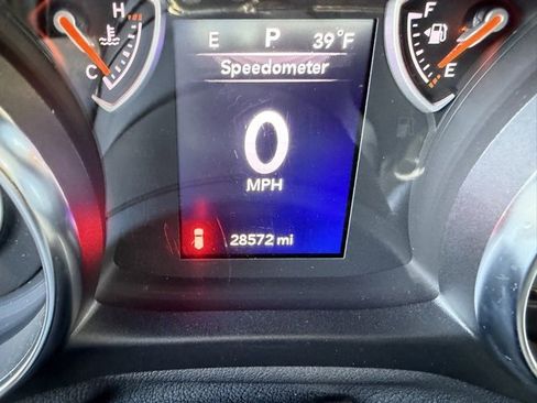 Used 2021 Jeep Wrangler Unlimited Sport image 17