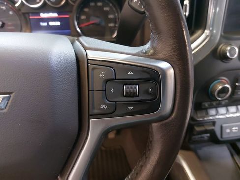 Used 2021 Chevrolet Silverado 1500 LTZ w/ LTZ Convenience Package II AWD/4WD image 19