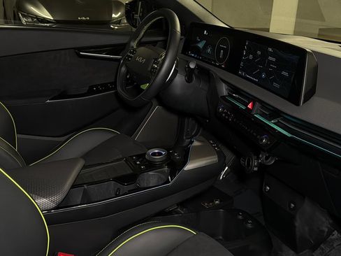 Certified 2023 Kia EV6 GT AWD/4WD image 12
