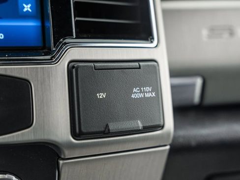 Used 2022 Ford F350 Platinum w/ Tremor Off-Road Package image 31