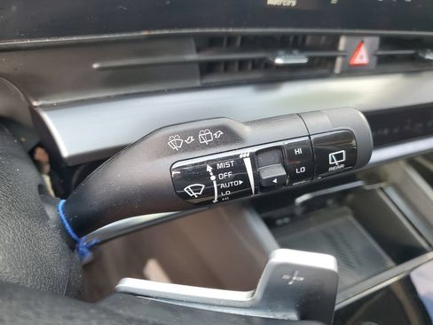 Used 2023 Kia Sportage EX w/ EX Premium Package AWD/4WD image 16
