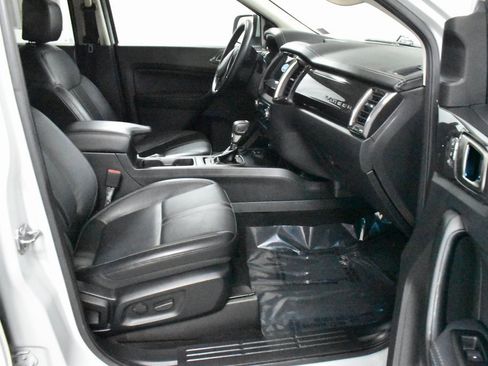 Used 2022 Ford Ranger Lariat w/ Trailer Tow Package image 12