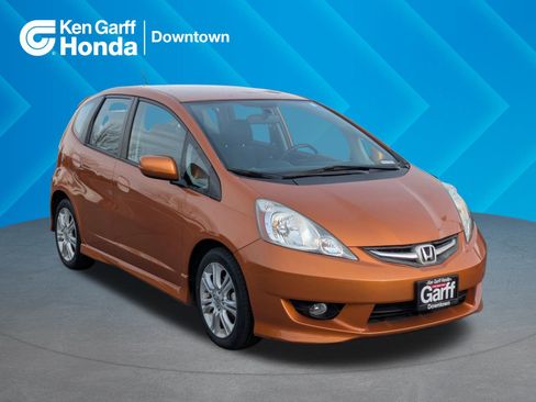 Used 2011 Honda Fit Sport image 1