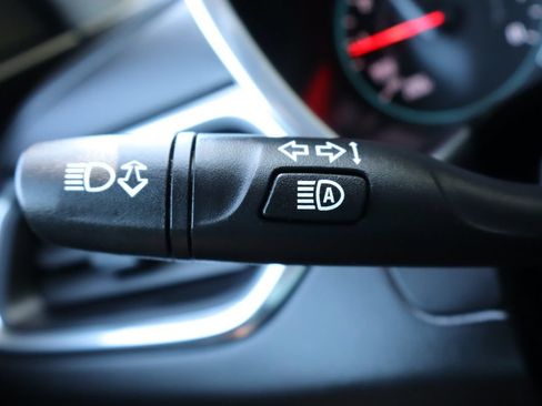 Used 2020 Chevrolet Equinox LT AWD/4WD image 31