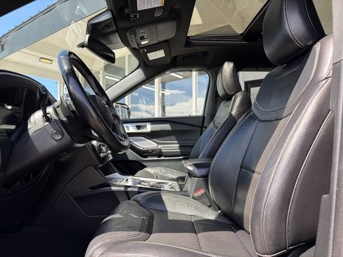 Used 2021 Ford Explorer ST w/ ST Street Pack AWD/4WD image 39