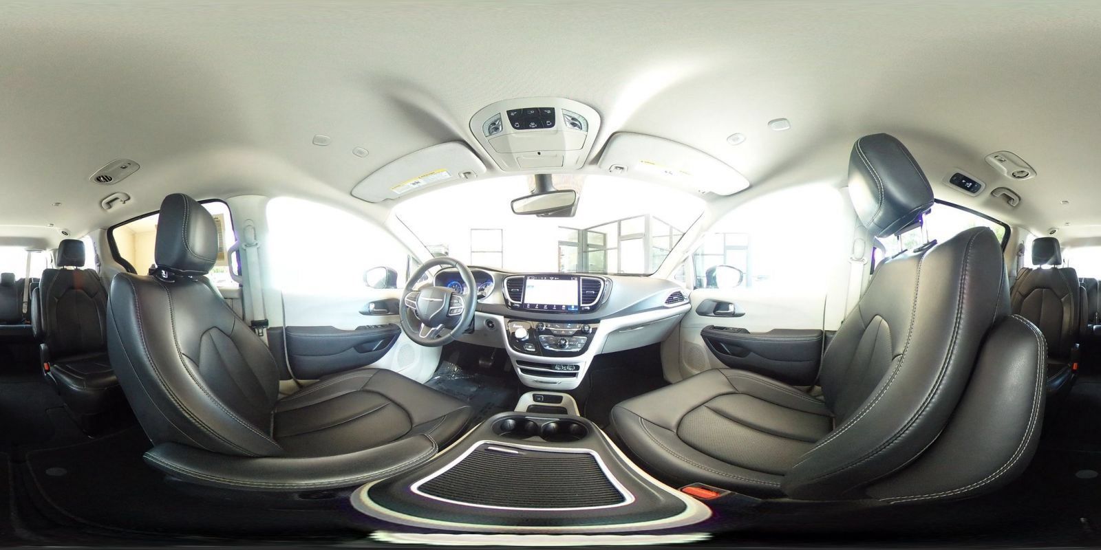 Used 2024 Chrysler Pacifica Touring-L FWD image 43