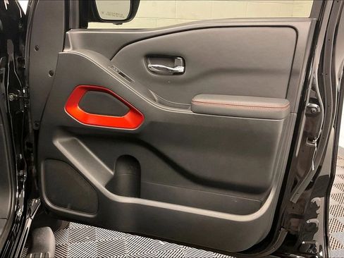 Used 2022 Nissan Frontier Pro-X image 23