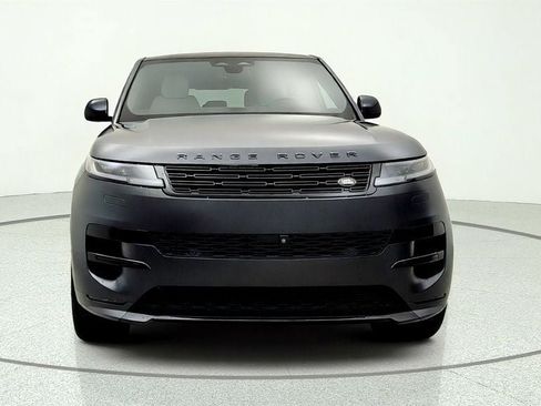 Used 2025 Land Rover Range Rover Sport Dynamic SE AWD/4WD image 2