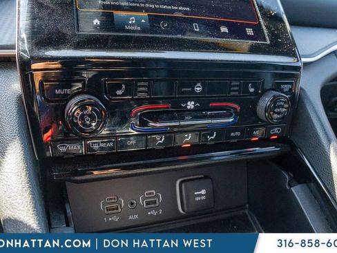 Used 2023 Jeep Grand Cherokee L Laredo AWD/4WD image 8