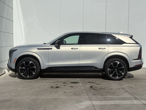 New 2025 Cadillac Escalade IQ Sport 2 image 4