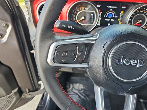 Used 2023 Jeep Gladiator Rubicon w/ Trailer Tow Package image 16