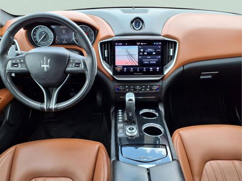 Used 2023 Maserati Ghibli Modena RWD image 10