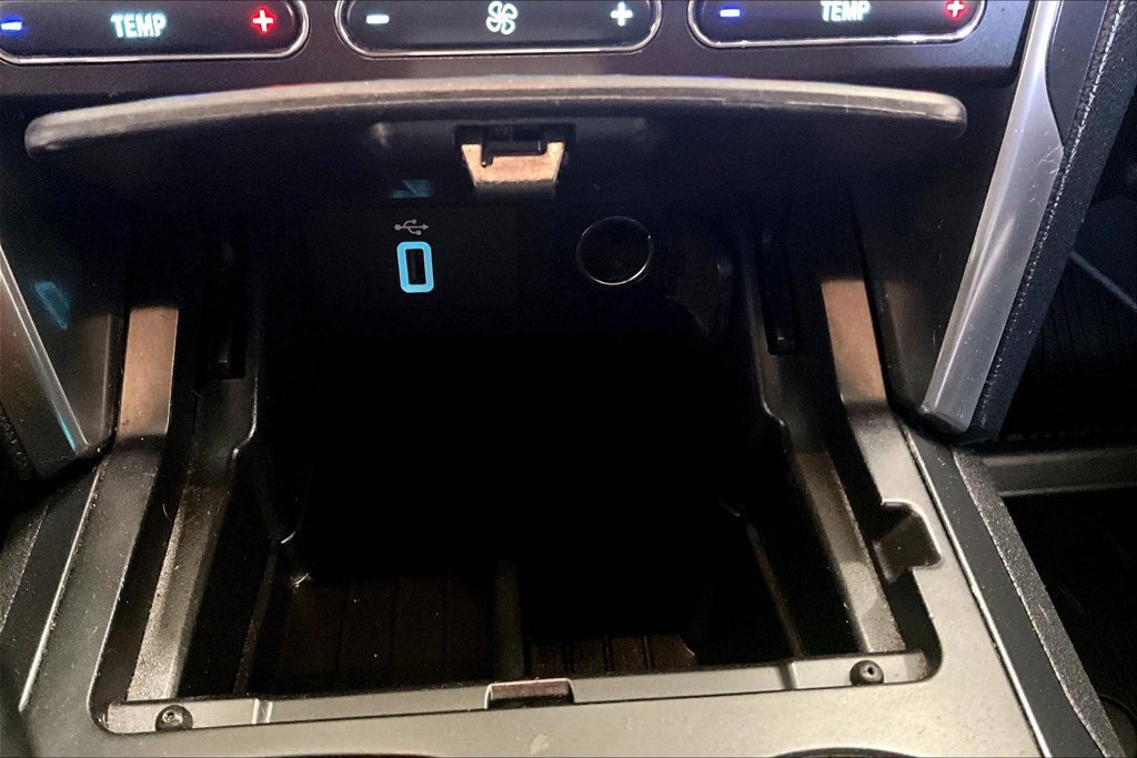 Used 2018 Ford Explorer Sport AWD/4WD image 16