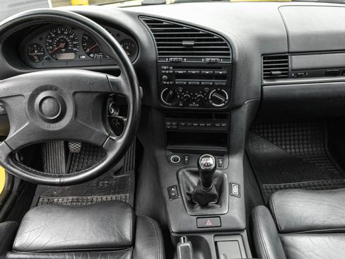 Used 1995 BMW M3 Coupe RWD image 6