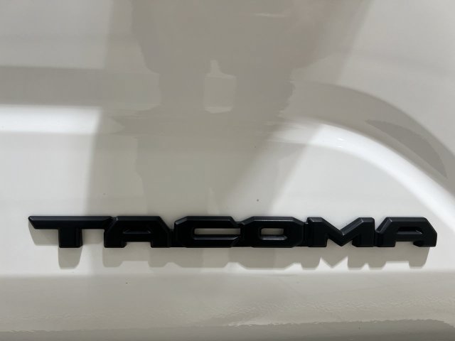 Used 2025 Toyota Tacoma SR5 RWD image 27
