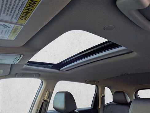 Used 2025 Honda CR-V EX-L image 17