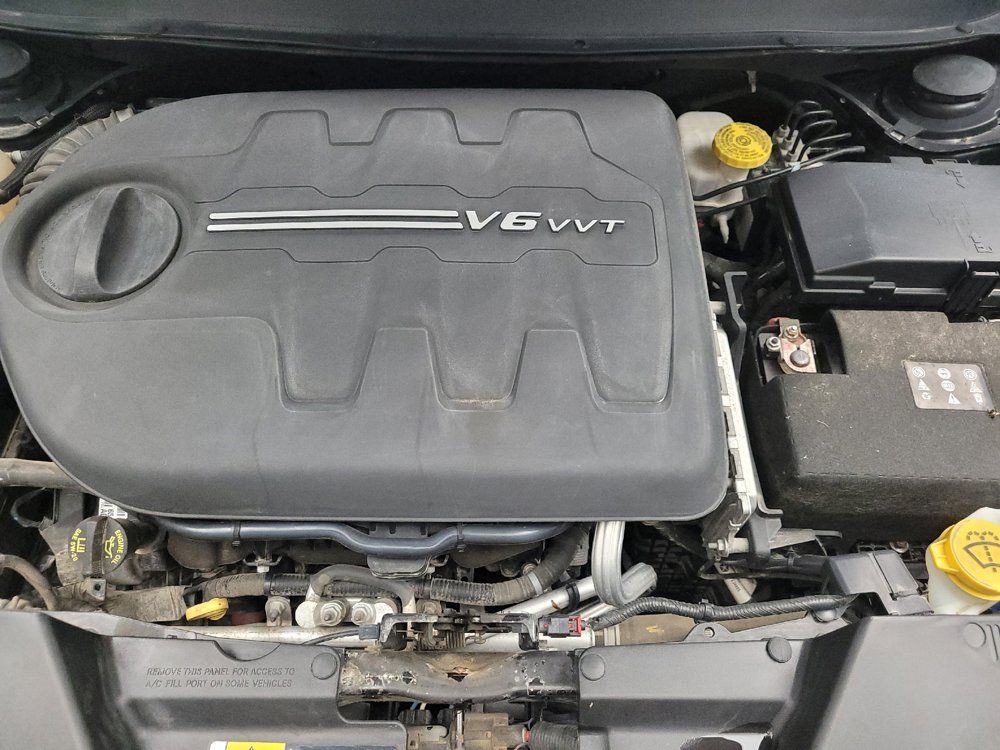 Used 2018 Jeep Cherokee Limited AWD/4WD image 30
