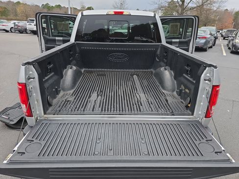 Used 2016 Ford F150 XLT w/ Equipment Group 302A Luxury image 12
