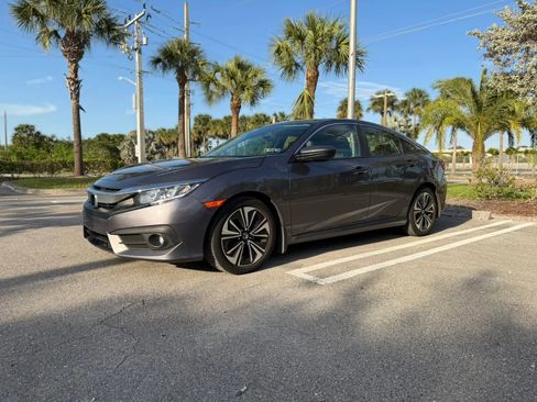 Used 2017 Honda Civic EX-L image 9