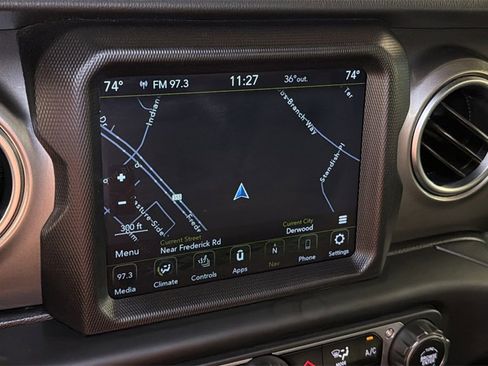 Used 2020 Jeep Gladiator Overland image 28