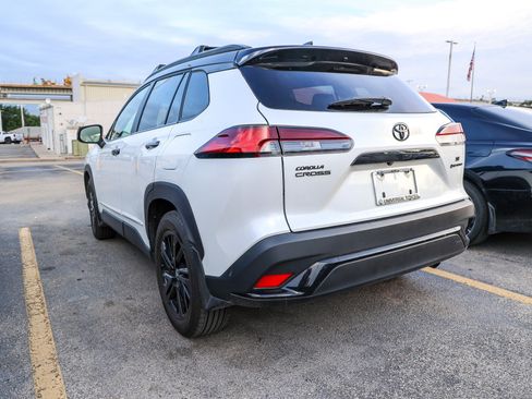 Used 2025 Toyota Corolla Cross AWD Hybrid image 10