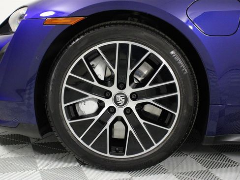 Used 2020 Porsche Taycan Turbo image 28