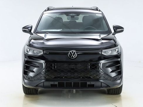 New 2026 Volkswagen Tiguan SE R-Line image 16