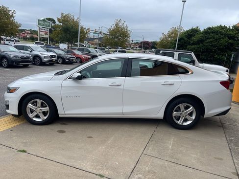 Used 2023 Chevrolet Malibu LS w/ Driver Confidence Package image 7