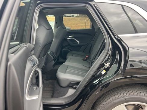 Certified 2025 Audi Q5 Premium Plus w/ Premium Plus image 28