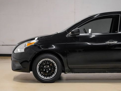 Used 2019 Nissan Versa SV FWD image 16
