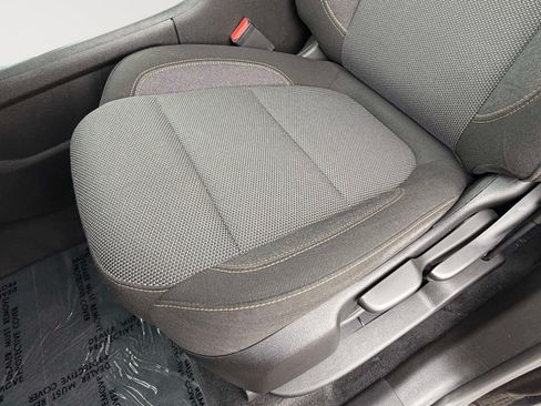 Used 2021 Chevrolet Traverse LS FWD image 23