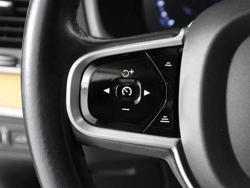 Used 2018 Volvo XC90 T8 Inscription w/ Luxury Package image 10