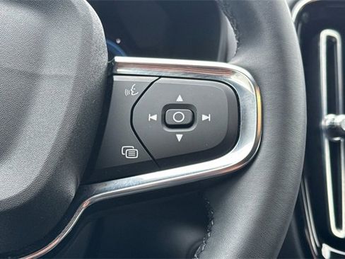 Used 2023 Volvo XC40 Recharge Ultimate w/ Protection Package Premier image 27