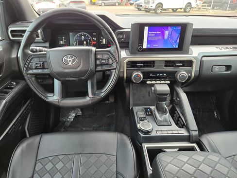 Used 2024 Toyota Tacoma SR5 AWD/4WD image 20