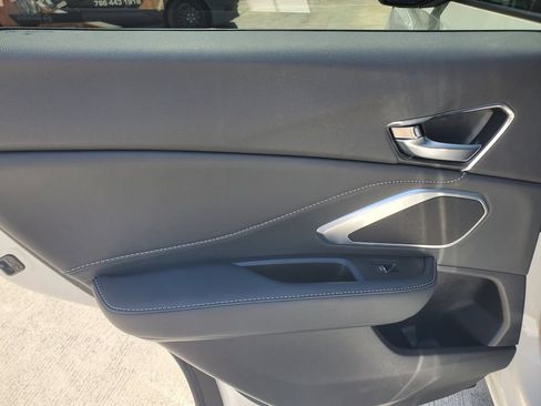 Used 2025 Acura RDX SH-AWD image 14
