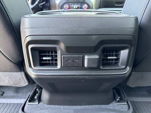 Used 2020 Chevrolet Silverado 1500 LT Trail Boss AWD/4WD image 31