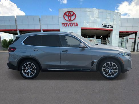 Used 2026 BMW X5 xDrive40i AWD/4WD image 4