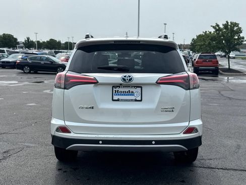 Used 2016 Toyota RAV4 Limited w/ Advanced Technology Package AWD/4WD image 6